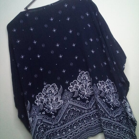 Maurices Cardigan Open Front Blouse Women S/M Short Sleeve Pattern Black White - Picture 15 of 15